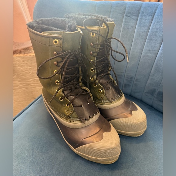 Vintage White's Boots Winter PAR Logger Hunter Guide Rubber Green Leather Mens 6 - Picture 1 of 6